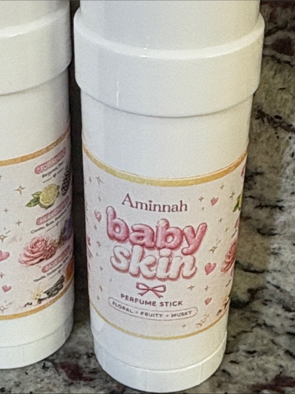 Aminnah 2pc Baby Skin Perfume Sticks - Picture 2 of 4
